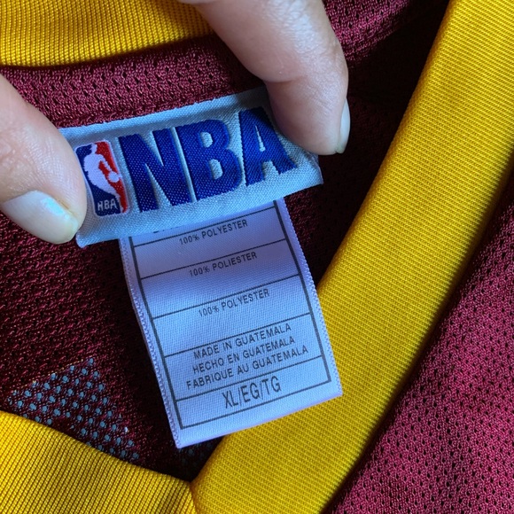 NBA Cleveland  James Jersey size XL - Picture 9 of 15